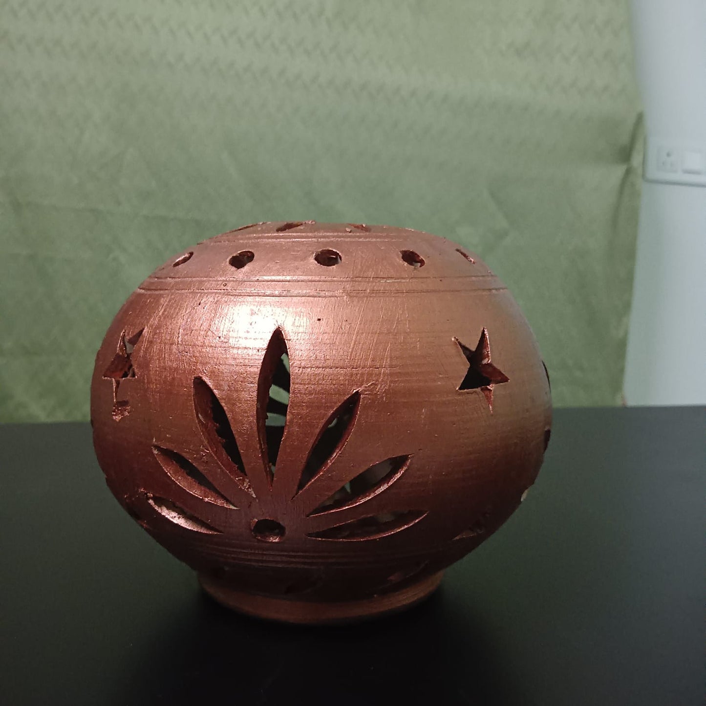 Terracotta Floral Glow Pot