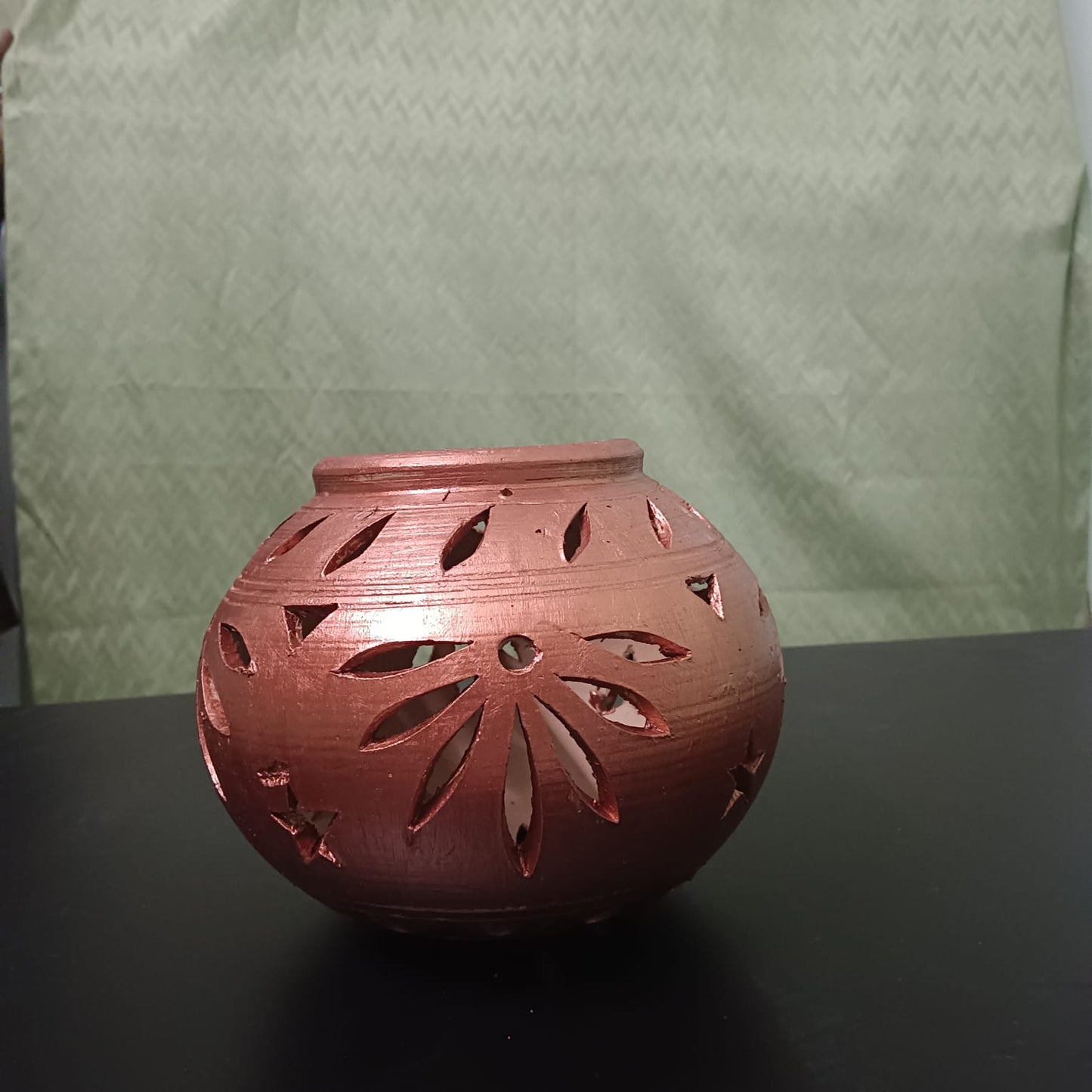 Terracotta Floral Glow Pot
